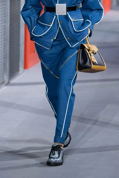 Look 85